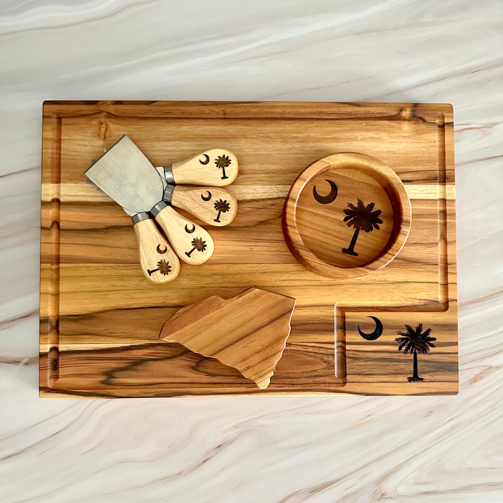 Small Personalized Wood Cutting Board - Unique Wedding Gift- 5th  Anniversary Gift- Wood Cutting Boards — Rusticcraft Designs