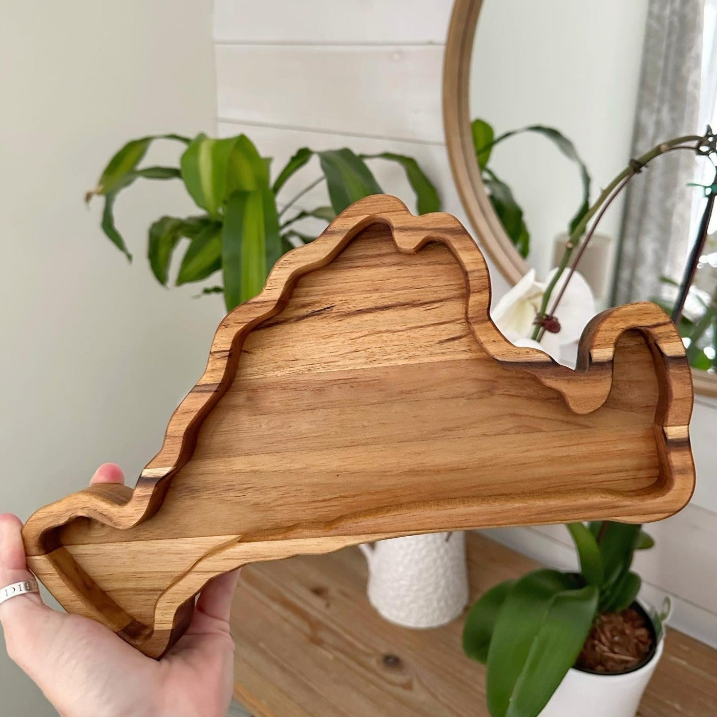 EDC tray shaped as Martha's Vineyard