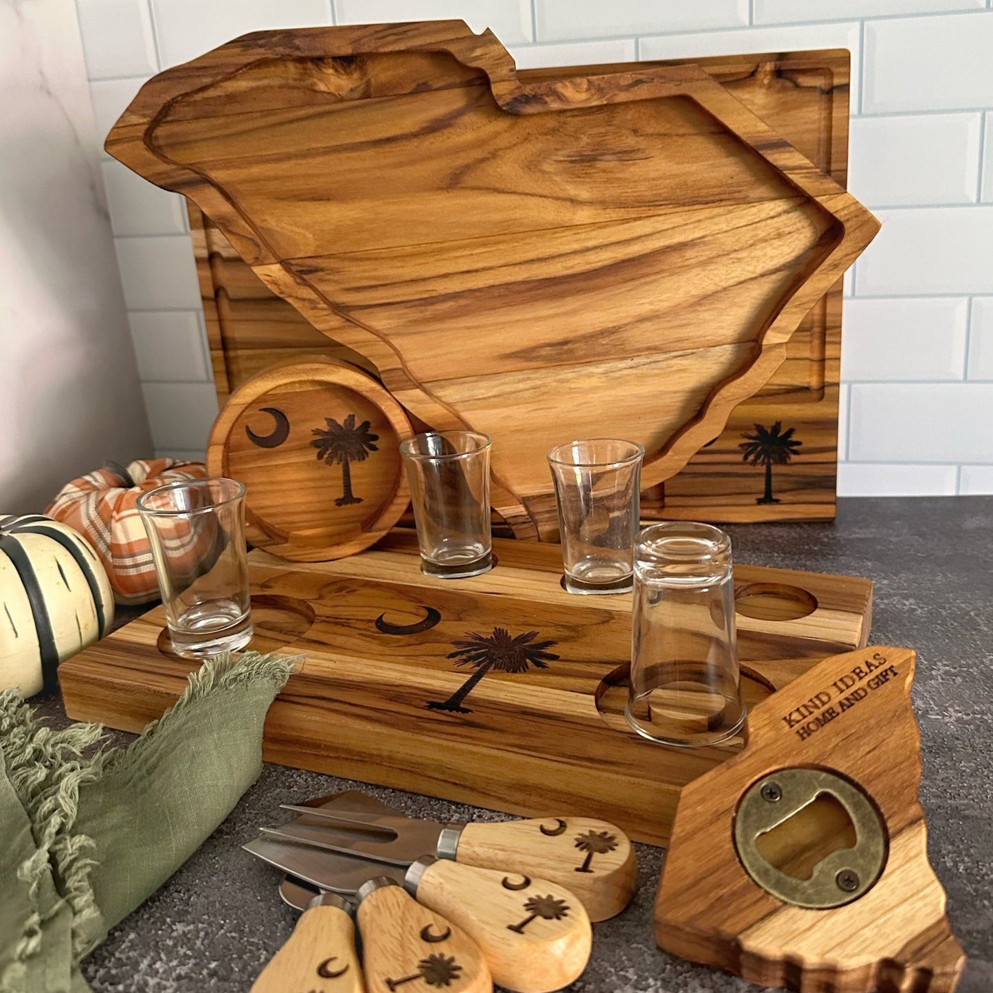 South Carolina shaped charcuterie board