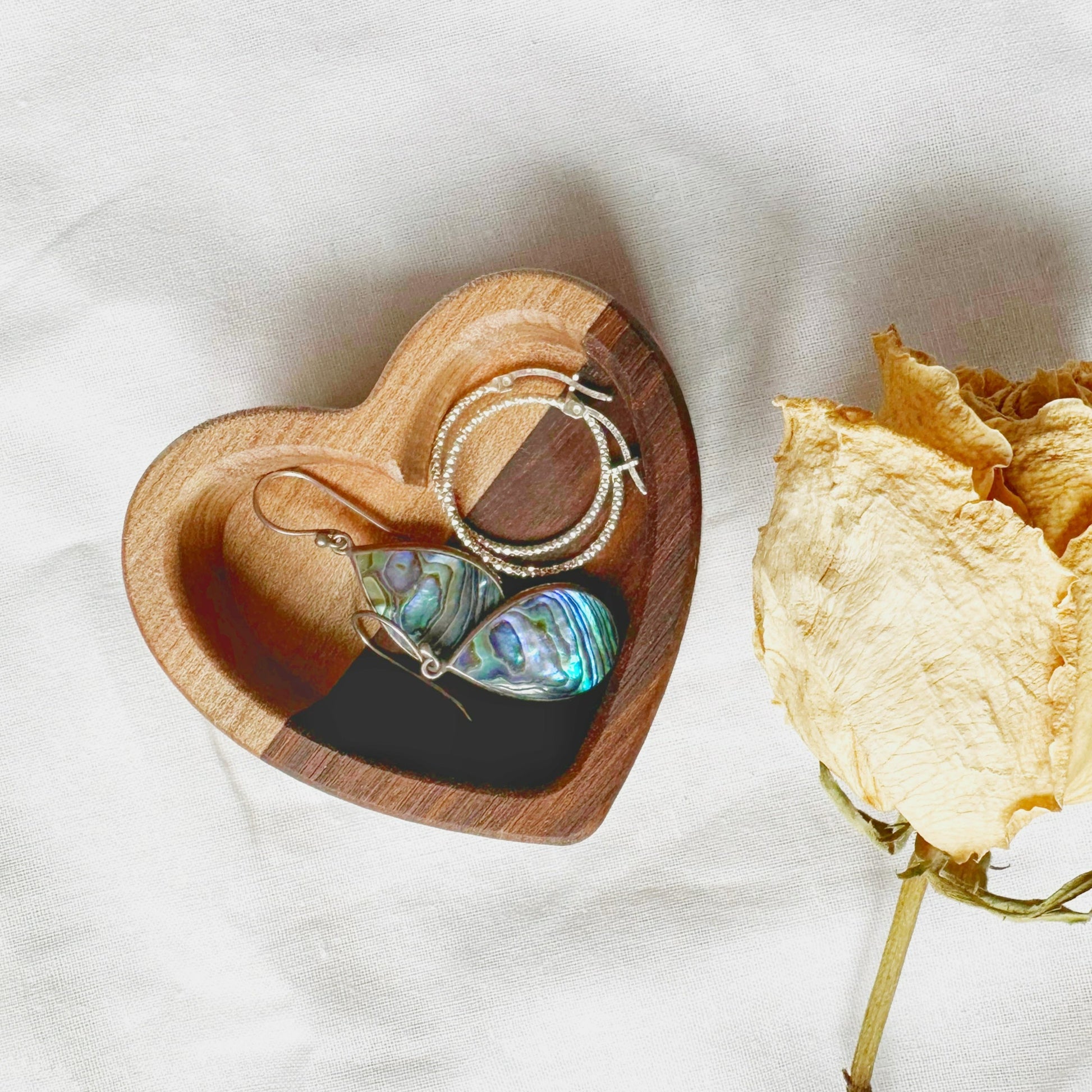 heart shaped custom ring dish