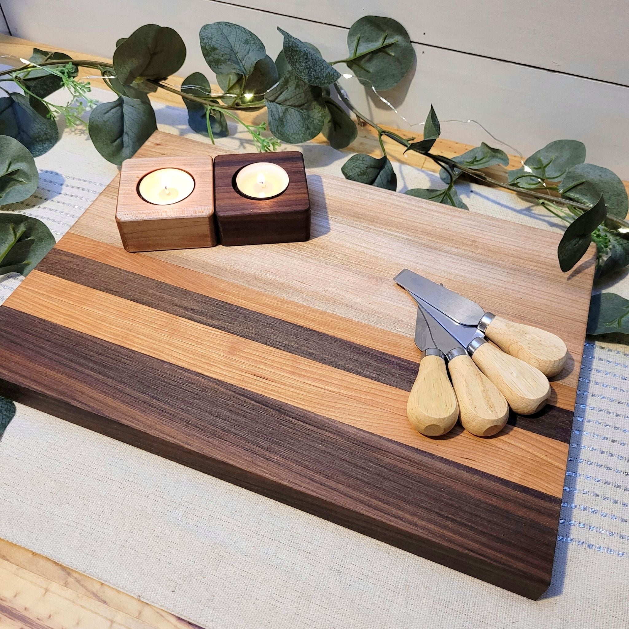 Beautifully crafted chopping block, 17