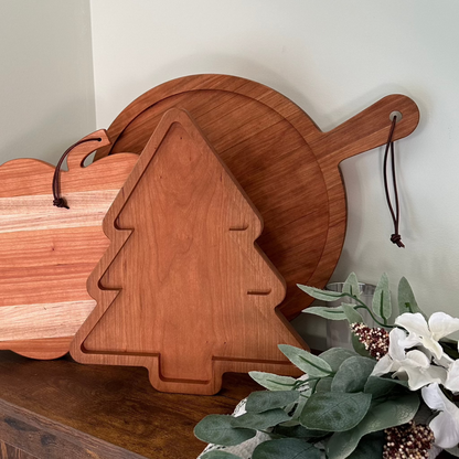 holiday charcuterie board Christmas tree-shaped