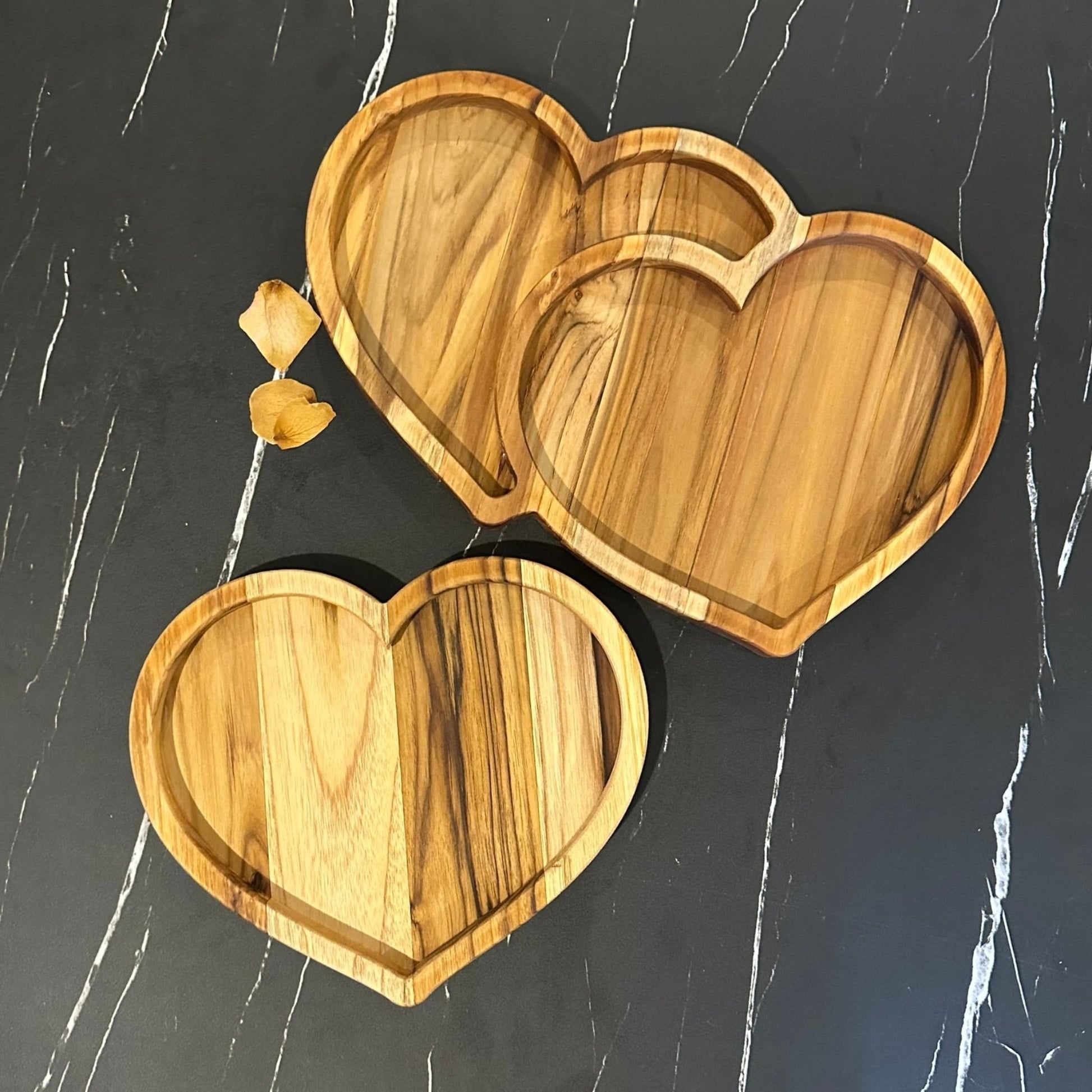 heart shaped charcuterie board, heart shaped tray