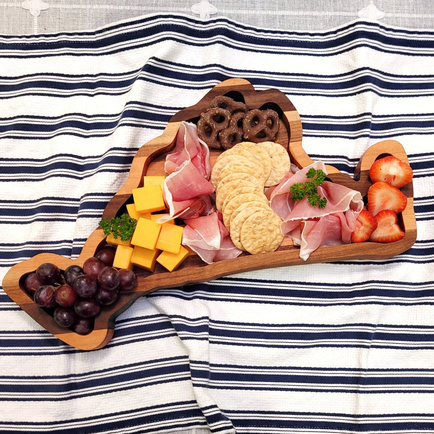 Martha's Vineyard shaped tray (food-safe!) | EDC Tray